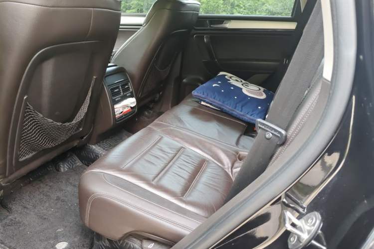 Used Volkswagen Touareg 2017 3.0 TSI Touareg Edition Left Rear Seat