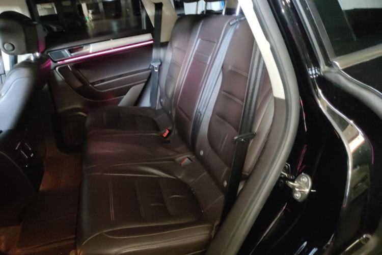 Used Volkswagen Touareg 2017 3.0 TSI Touareg Edition Left Rear Seat