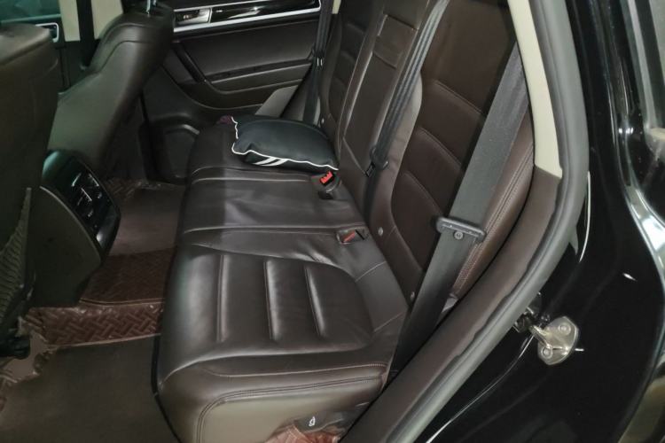 Used Volkswagen Touareg 2017 3.0 TSI Yuyue Model Left Rear Seat