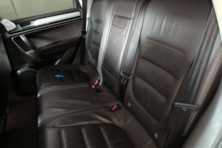 Used Volkswagen Touareg 2017 3.0 TSI Touareg Edition Left Rear Seat