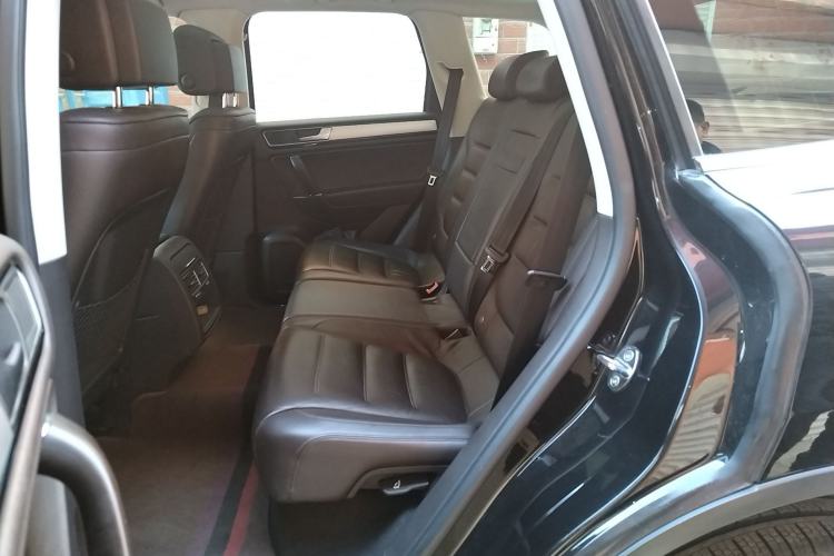 Used Volkswagen Touareg 2017 3.0 TSI Touareg Model Left Rear Seat