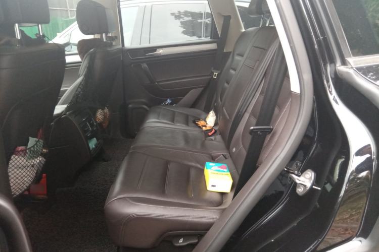 Used Volkswagen Touareg 2017 3.0 TSI Touareg Edition Left Rear Seat