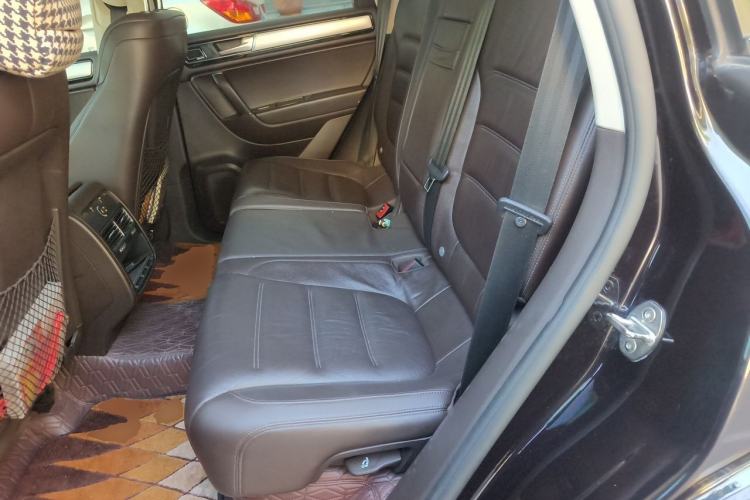 Used Volkswagen Touareg 2017 3.0 TSI Touareg Edition Left Rear Seat