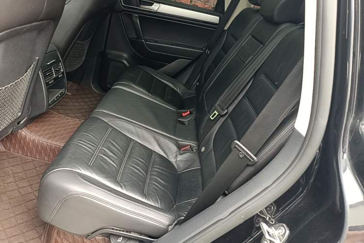 Used Volkswagen Touareg 2017 3.0 TSI Touareg Model Left Rear Seat