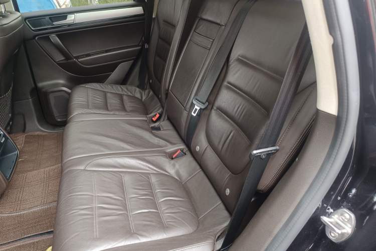 Used Volkswagen Touareg 2017 3.0 TSI Touareg Edition Left Rear Seat