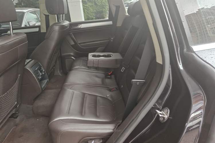 Used Volkswagen Touareg 2017 3.0 TSI Touareg Edition Left Rear Seat