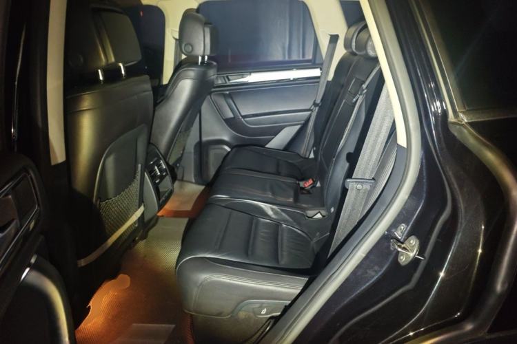 Used Volkswagen Touareg 2017 3.0 TSI Touareg Edition Left Rear Seat