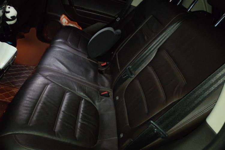 Used Volkswagen Touareg 2017 3.0 TSI Touareg Edition Left Rear Seat