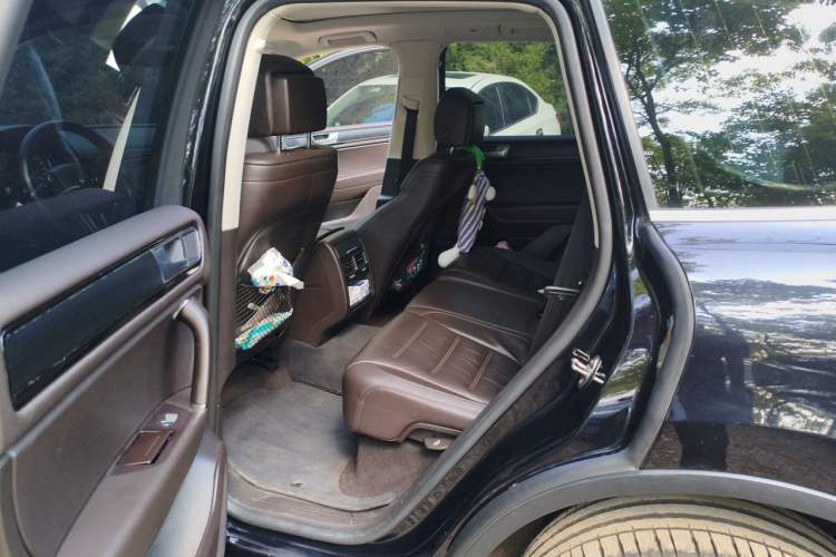 Used Volkswagen Touareg 2017 3.0 TSI Touareg Model Left Rear Seat