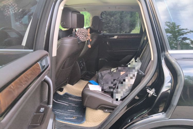 Used Volkswagen Touareg 2017 3.0 TSI Touareg Model Left Rear Seat