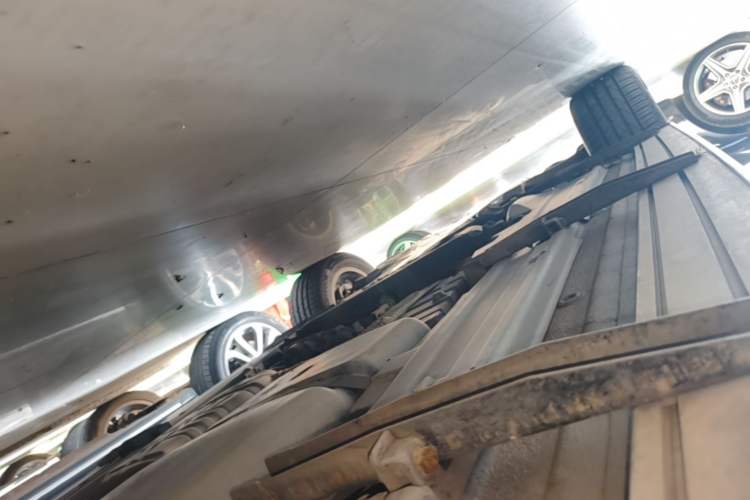 Used Volkswagen Touareg 2017 3.0 TSI Touareg Model Left Side Sill