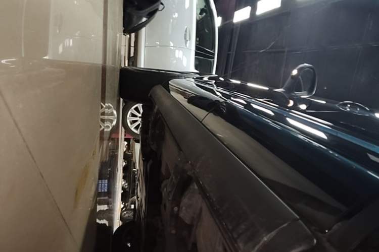 Used Volkswagen Touareg 2017 3.0 TSI Touareg Edition Left Side Sill