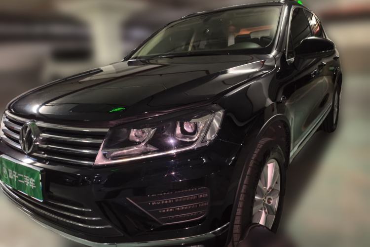 Used Volkswagen Touareg 2017 3.0 TSI Touareg Model Guazi used car, China used car export, Used car for sale, Used  cars, Cheapest cars for sale