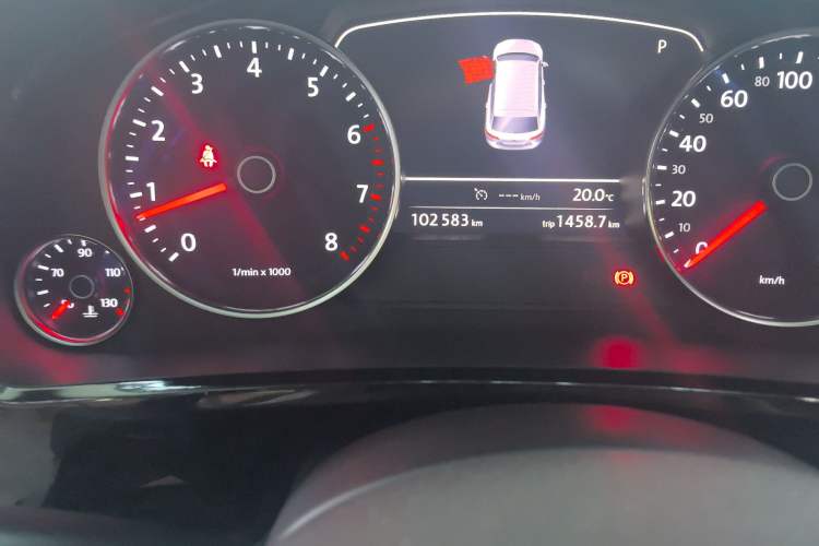 Used Volkswagen Touareg 2017 3.0 TSI Touareg Edition Odometer Close Up