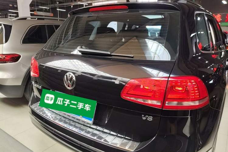 Used Volkswagen Touareg 2017 3.0 TSI Start Edition Rear