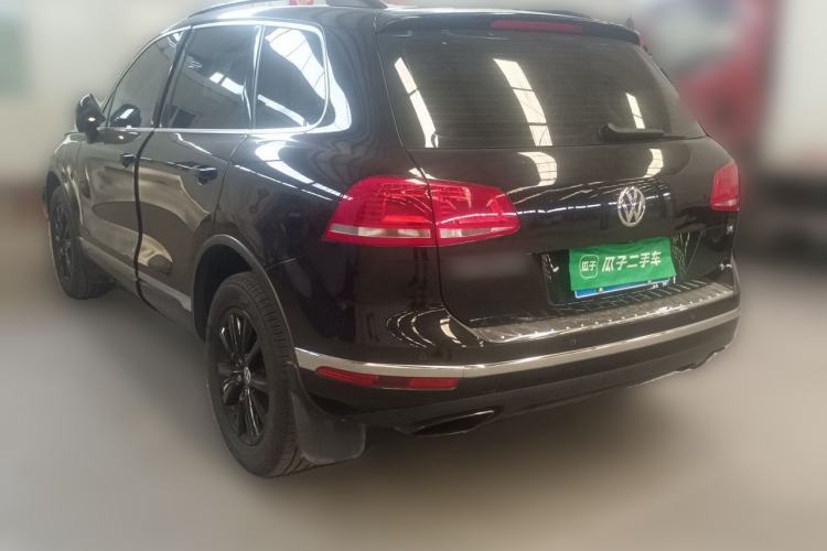 Used Volkswagen Touareg 2017 3.0 TSI Touareg Model Rear Left 45 Deg
