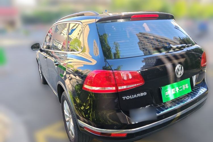 Used Volkswagen Touareg 2017 3.0 TSI Start Edition Rear Left 45 Deg