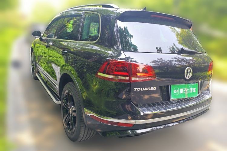 Used Volkswagen Touareg 2017 3.0 TSI Executive Edition Rear Left 45 Deg