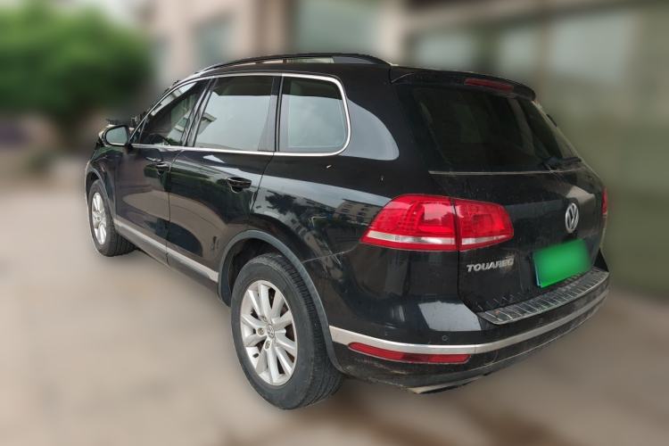 Used Volkswagen Touareg 2017 3.0 TSI Touareg Model Rear Left 45 Deg