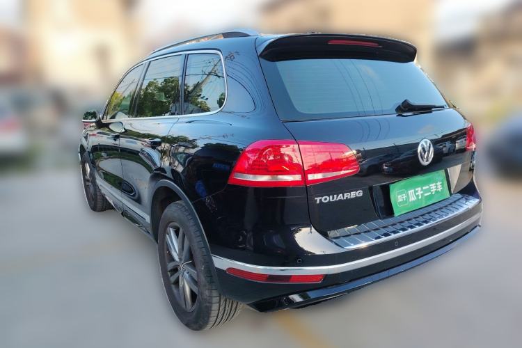 Used Volkswagen Touareg 2017 3.0 TSI Yuyue Model Rear Left 45 Deg