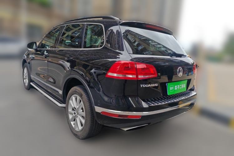 Used Volkswagen Touareg  Rear Left 45 Deg
