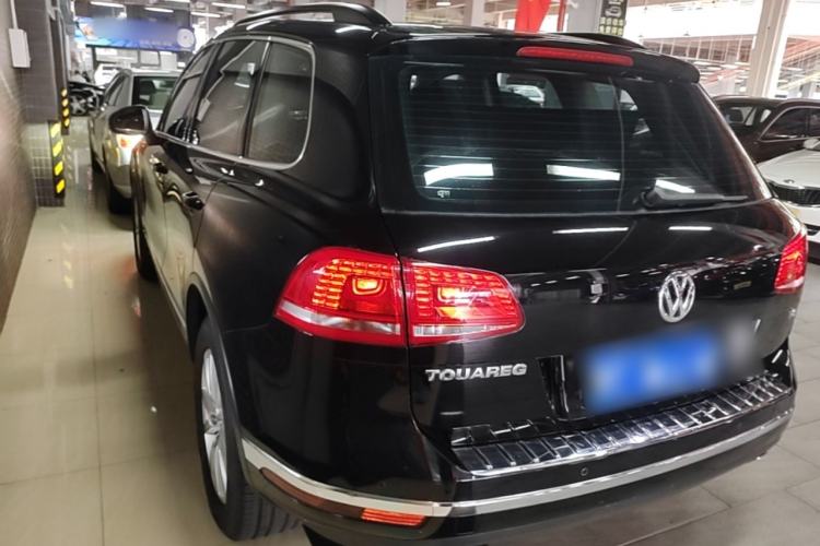 Used Volkswagen Touareg 2017 3.0 TSI Touareg Model Rear Left 45 Deg