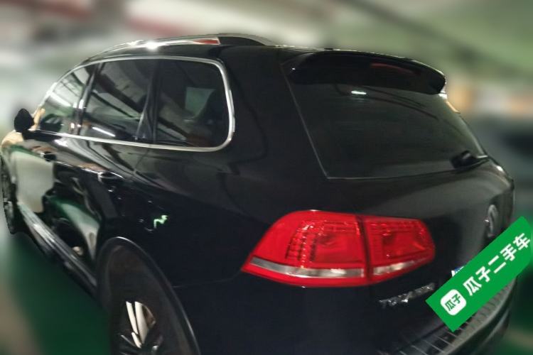 Used Volkswagen Touareg 2017 3.0 TSI Yuyue Model Rear Left 45 Deg