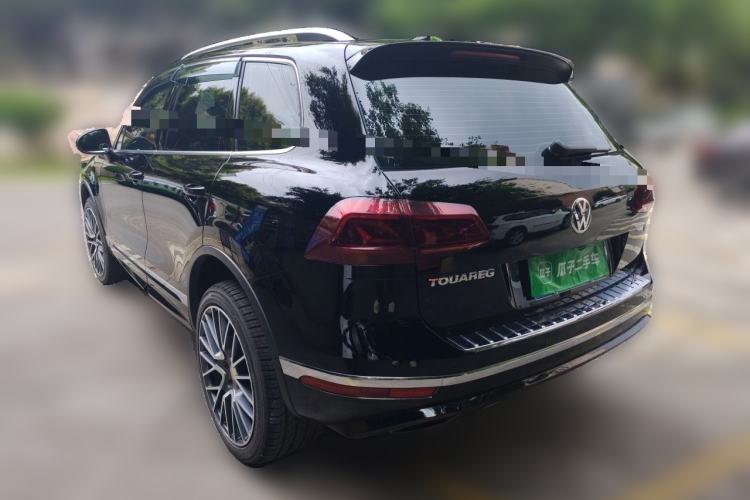 Used Volkswagen Touareg 2017 3.0 TSI Yuyue Model Rear Left 45 Deg
