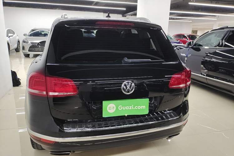 Used Volkswagen Touareg 2017 3.0 TSI Touareg Edition Rear