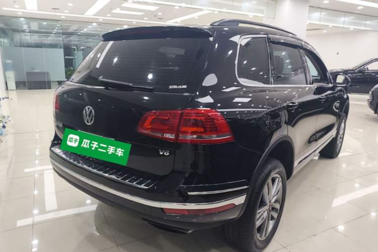 Used Volkswagen Touareg 2017 3.0 TSI Touareg Model Rear Right 45 Deg