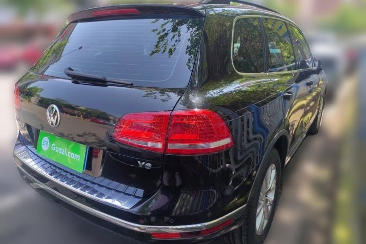 Used Volkswagen Touareg 2017 3.0 TSI Touareg Model Rear Right 45 Deg