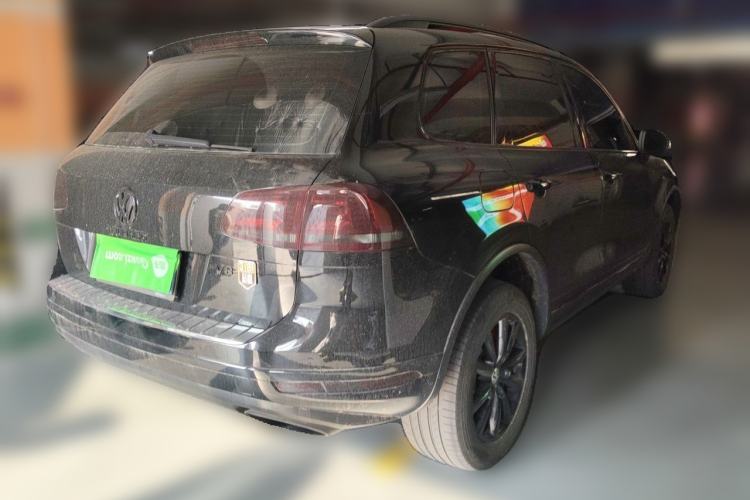 Used Volkswagen Touareg 2017 3.0 TSI Touareg Model Rear Right 45 Deg