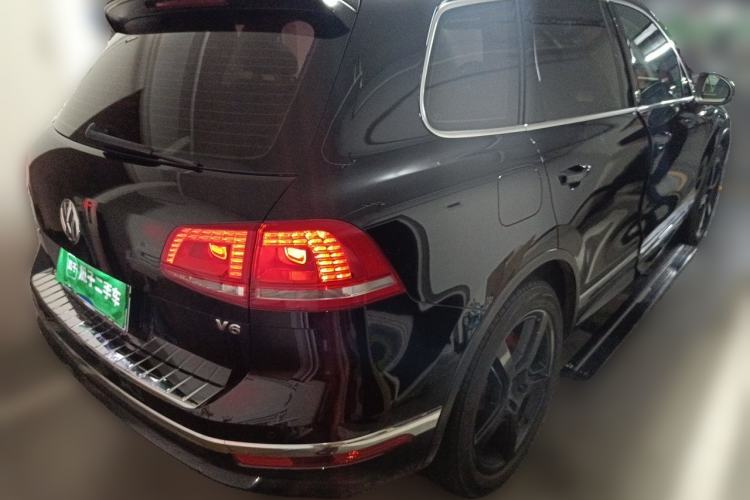 Used Volkswagen Touareg  Rear Right 45 Deg