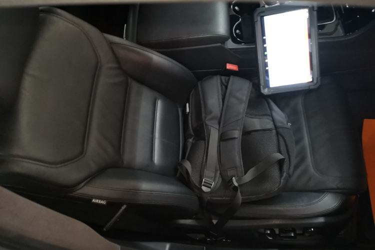 Used Volkswagen Touareg 2017 3.0 TSI Start Edition Right Front Seat