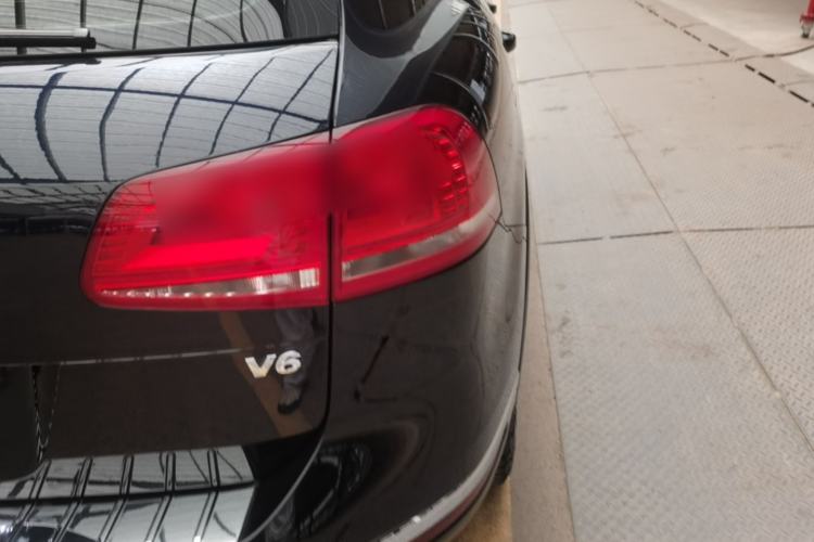 Used Volkswagen Touareg 2017 3.0 TSI Touareg Edition Right Rear Taillight