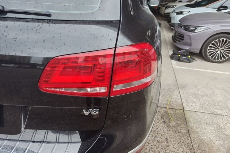 Used Volkswagen Touareg 2017 3.0 TSI Touareg Edition Right Rear Taillight