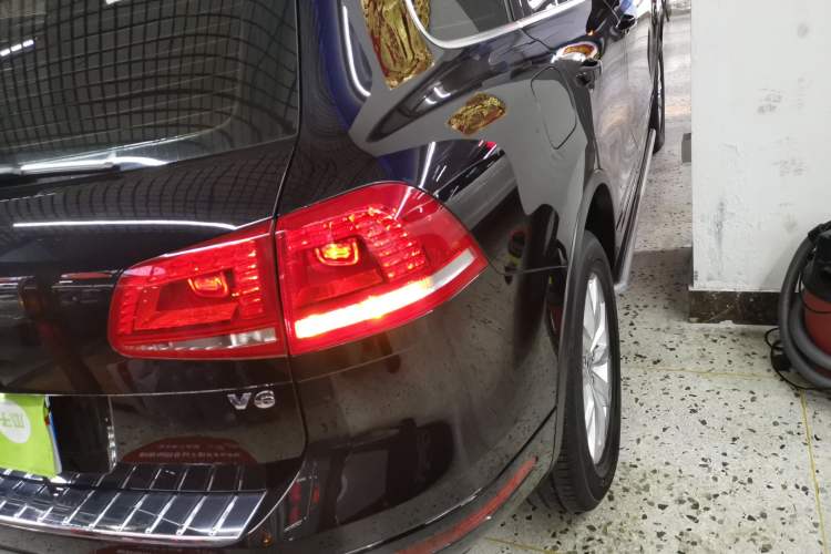 Used Volkswagen Touareg 2017 3.0 TSI Start Edition Right Rear Taillight
