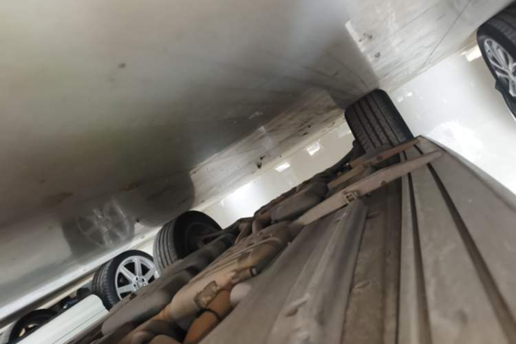 Used Volkswagen Touareg 2017 3.0 TSI Touareg Model Right Side Sill