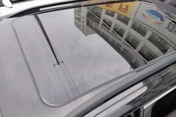 Used Volkswagen Touareg 2017 3.0 TSI Touareg Model Roof