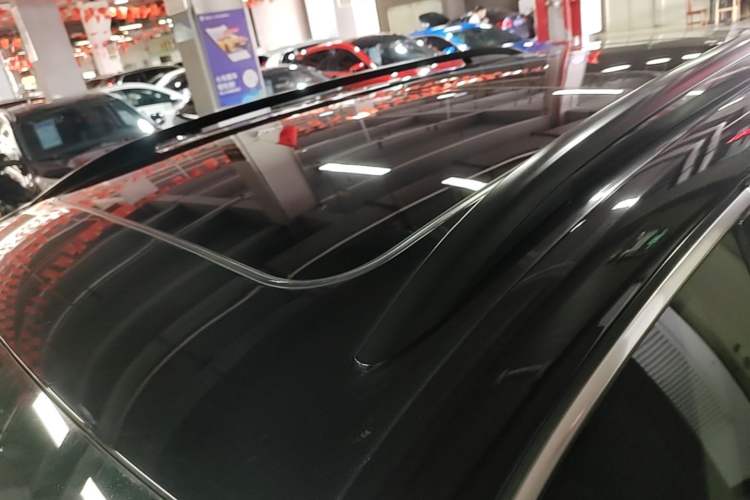 Used Volkswagen Touareg 2017 3.0 TSI Touareg Model Roof