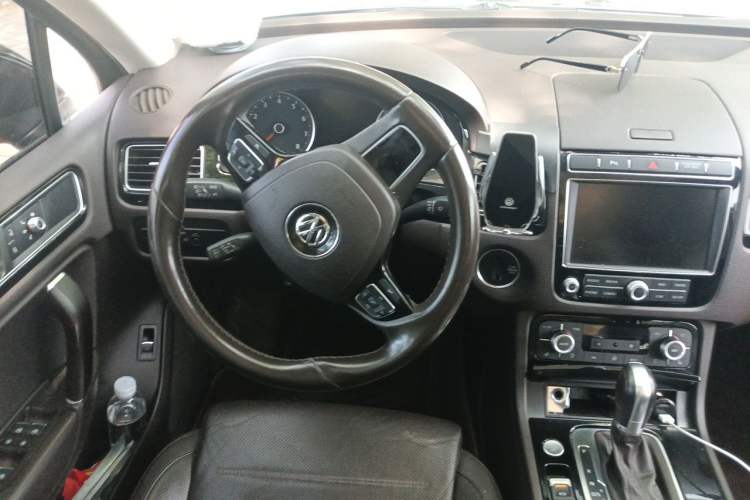 Used Volkswagen Touareg 2017 3.0 TSI Touareg Edition Steering Wheel