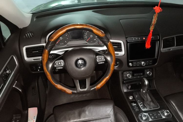 Used Volkswagen Touareg 2017 3.0 TSI Touareg Edition Steering Wheel