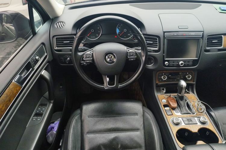 Used Volkswagen Touareg 2017 3.0 TSI Touareg Edition Steering Wheel