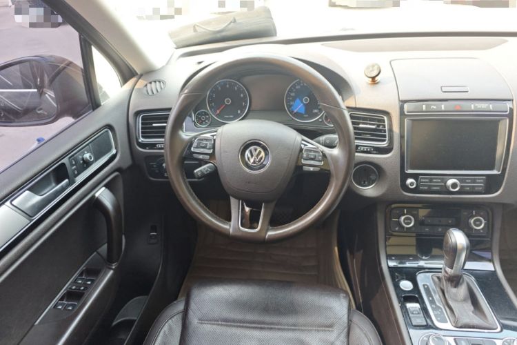 Used Volkswagen Touareg 2017 3.0 TSI Touareg Edition Steering Wheel