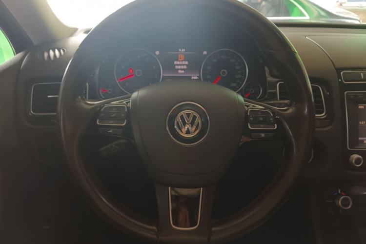 Used Volkswagen Touareg 2017 3.0 TSI Touareg Model Steering Wheel