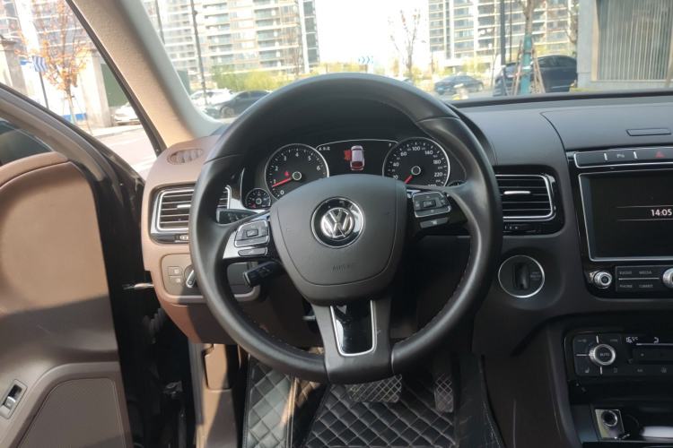 Used Volkswagen Touareg 2017 3.0 TSI Touareg Edition Steering Wheel