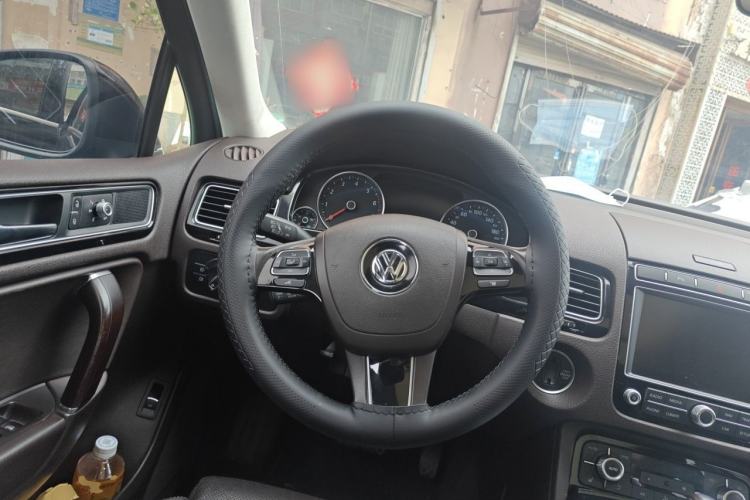 Used Volkswagen Touareg 2017 3.0 TSI Touareg Edition Steering Wheel
