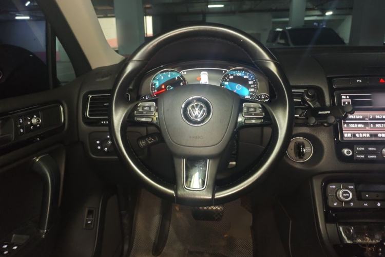 Used Volkswagen Touareg 2017 3.0 TSI Touareg Edition Steering Wheel