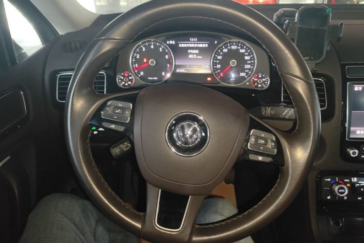 Used Volkswagen Touareg 2017 3.0 TSI Touareg Edition Steering Wheel