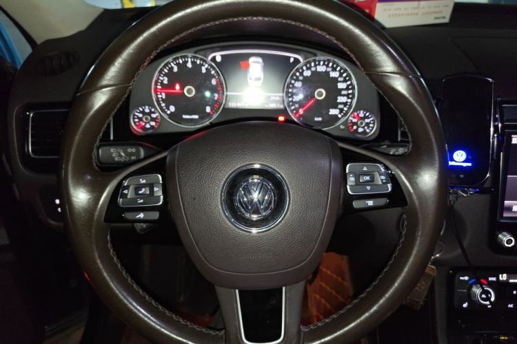Used Volkswagen Touareg 2017 3.0 TSI Touareg Edition Steering Wheel